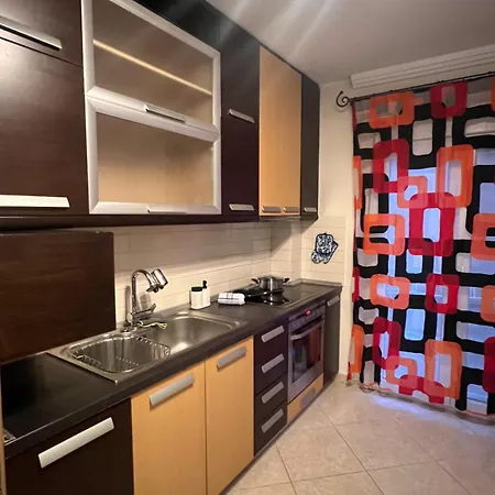 Quirky & Classy Flat In Salonika Appartement